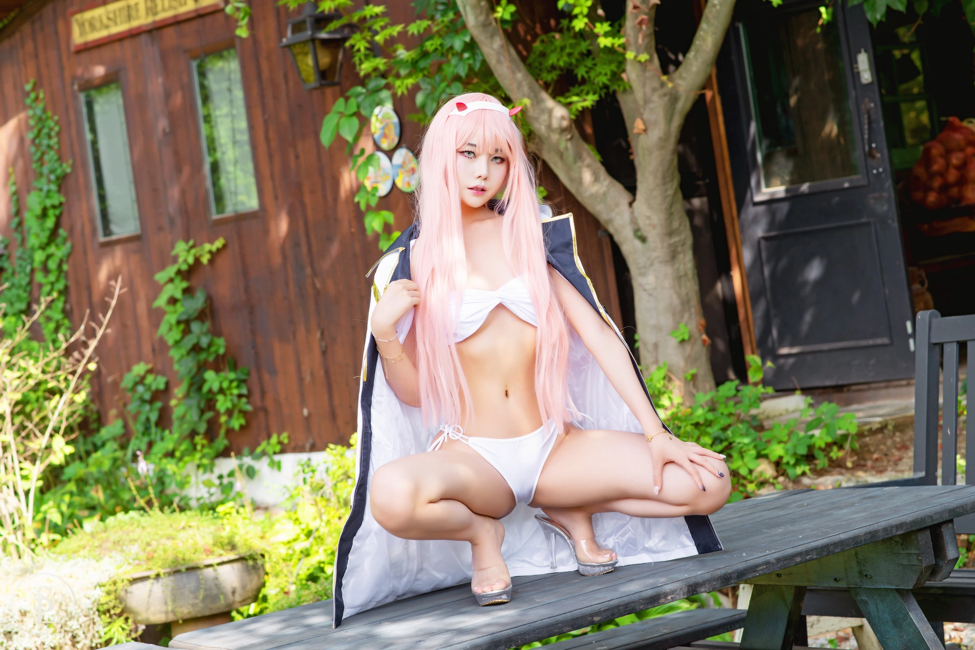 117.SAINT Photolife –  Yuna - No.10 Zero Two 2
